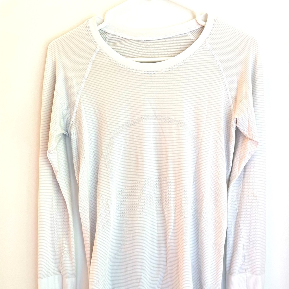 Lululemon Swiftly Tech Long Sleeve Shirt 2.0 size 6 white